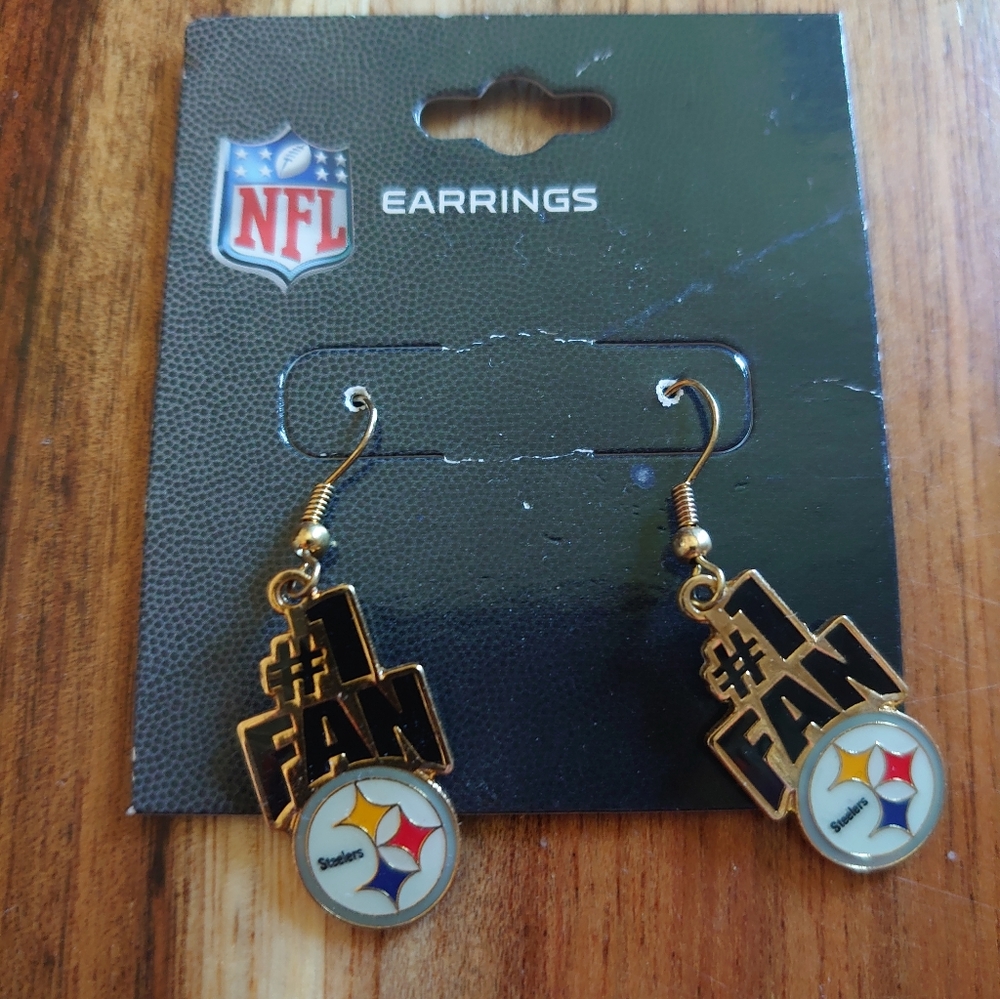 New w/tags NFL Pittsburgh Steelers Earrings